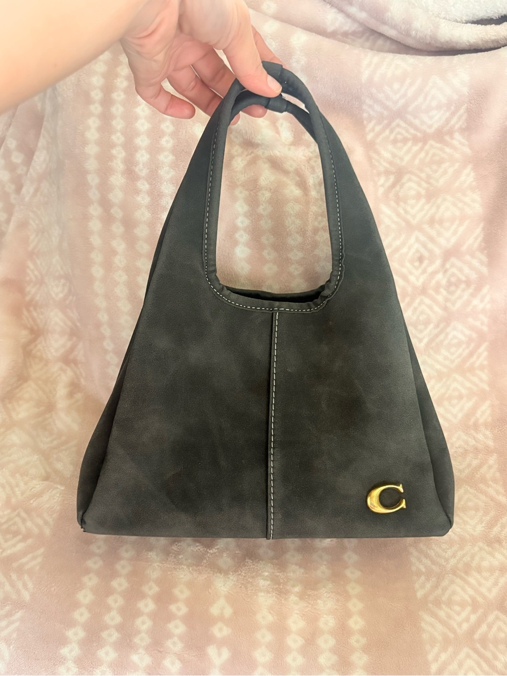 Suede Shoulder Tote Bag in
Black - Picture 3 of 10